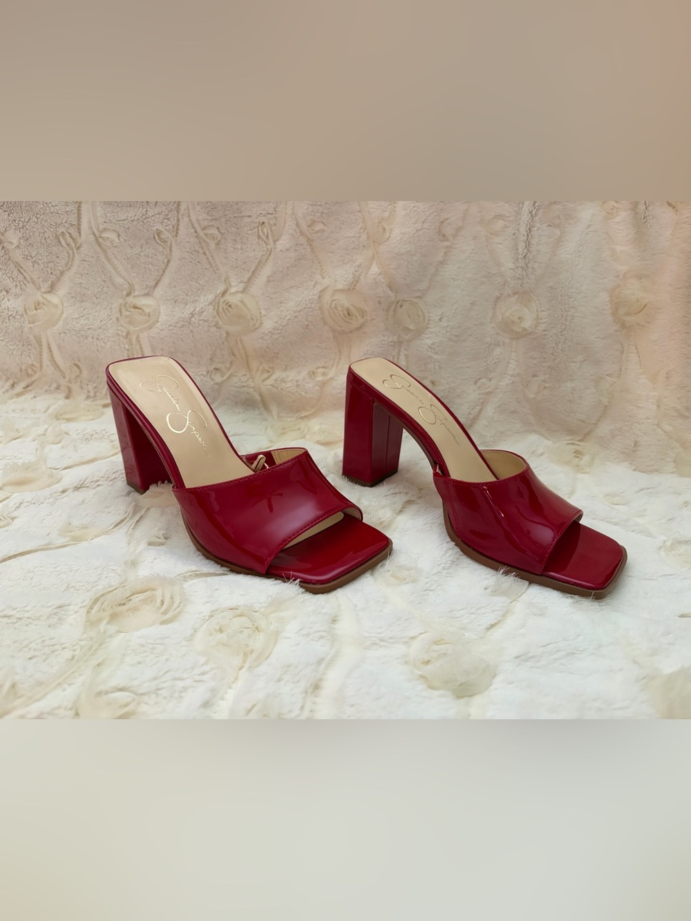GORGEOUS β€οΈπ¨ Red Block Heel Sandals - Women's Stylish Jessica Simpson Heels
